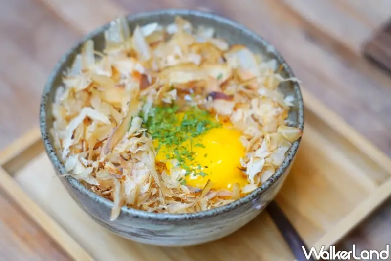 中壢咖啡廳推薦！武威堂咖啡 四層樓天井設計老宅咖啡廳，夏季限定西瓜特調必喝。