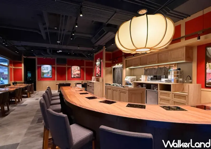 台北雙城街美食加一！黑毛屋日式火鍋380元開吃，多送一盤肉吃超飽。