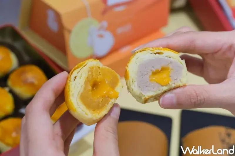 蛋黃酥生乳捲！亞尼克中秋節蛋黃酥禮盒，蛋黃酥風味生乳捲神還原。