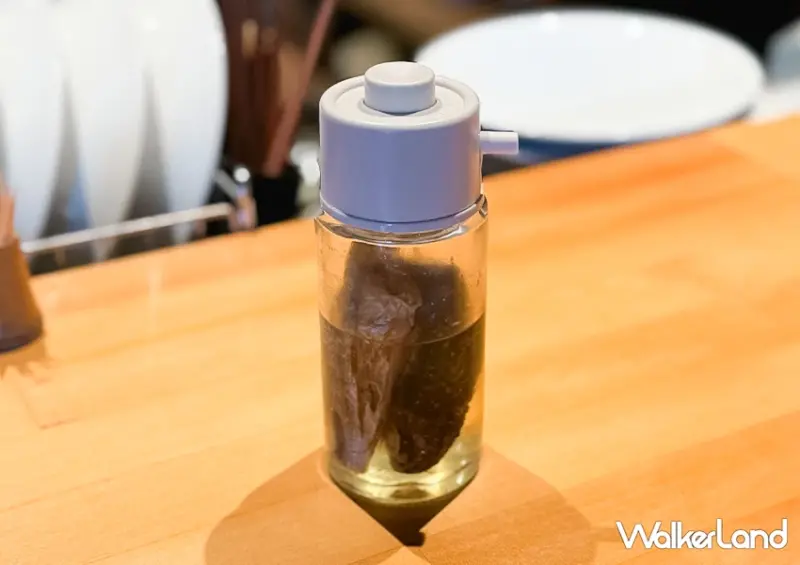 飛魚拉麵台灣也有！宜蘭蘇澳美食 飛屋拉麵 強勢回歸、沒訂位吃不到，菜單飛魚天婦羅必吃。