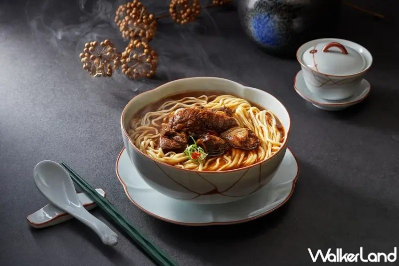 福容A8泰國美食節！軍公教人員憑證免費喝泰奶再享牛肉麵第二份半價優惠，商業午餐299元起CP值超高。