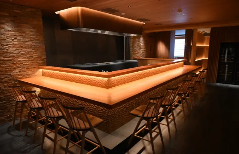 早上8點就能吃A5和牛！築地場外市場神店新開業，最高級宮崎牛早餐套餐只要2800日圓。