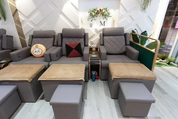 台北西門町小旅行！打卡嶄新亮相「6號彩虹」，大啖石頭火鍋老店鹹香滋味。 / 部落客「Emily Yang」提供