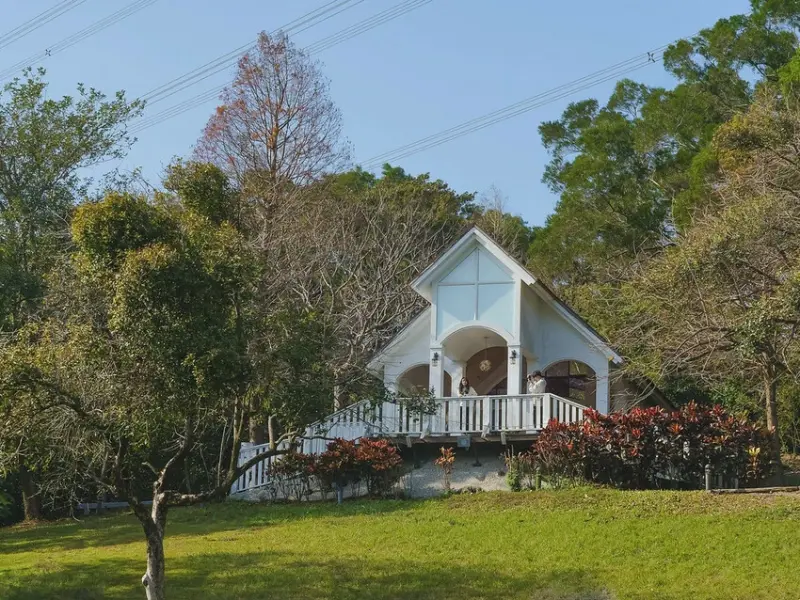 新竹芎林一日遊！飛鳳山步道健行路線，小森之歌夢幻愜意野餐。 / 部落客「​​優尼太太」提供