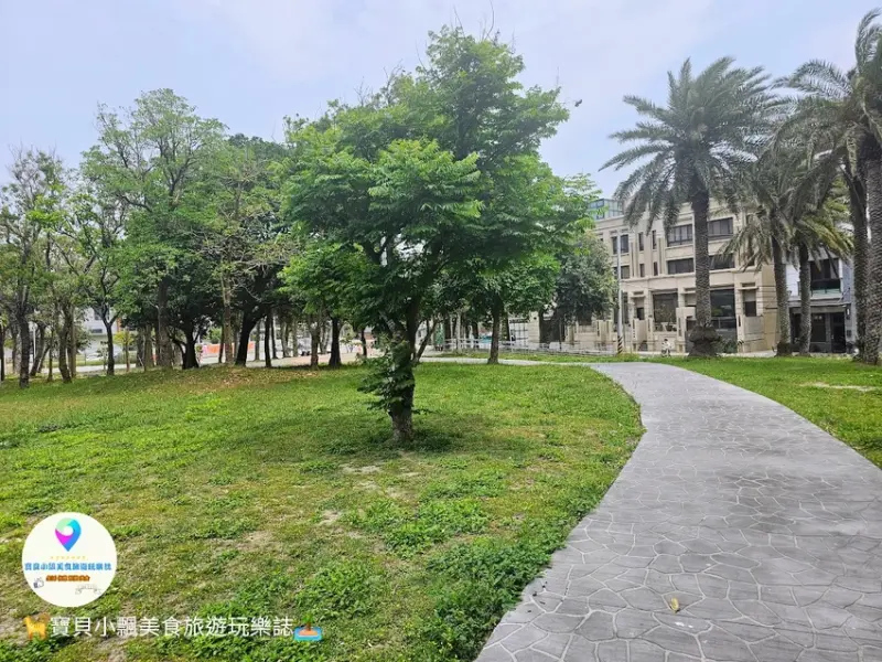 彰化鹿港小鎮之旅，走逛老街巷弄、看古蹟建築，嚐小吃也喝咖啡超滿足。 /  由部落客「寶貝小飄」提供