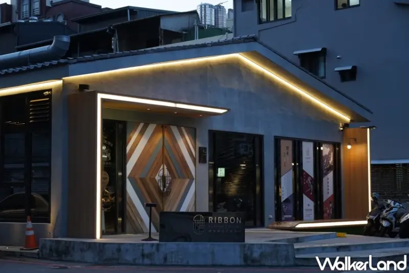 台中燒肉推薦！醴本韓國正統燒肉 韓式燒烤首選，全程專人代烤，套餐多元、不吃牛也能來。