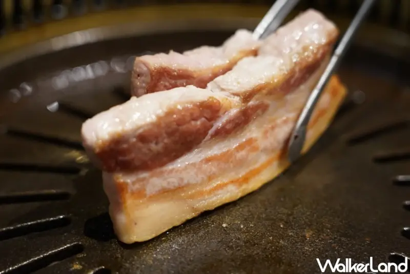 台中燒肉推薦！醴本韓國正統燒肉 韓式燒烤首選，全程專人代烤，套餐多元、不吃牛也能來。