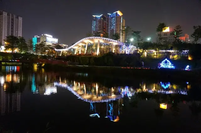 台中看夜景5大推薦！帶你從高空俯瞰城市燈火，享受台中的浪漫夜晚。