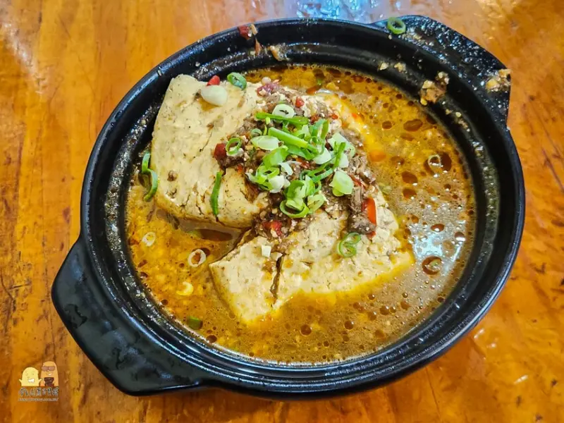 搭捷運就能到！桃園中壢老街溪一日遊，造訪日式建築拍照、河濱悠閒散步。 / 由部落客「D&W黑白雙搭」提供