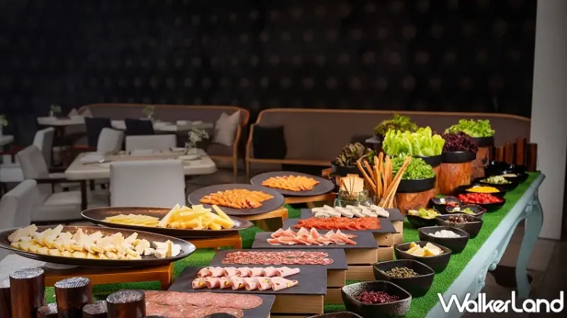台北文華東方酒店文華Café吃到飽換新菜！平日千元即享海陸奢華主餐與假日限定海鮮和牛吃到飽。