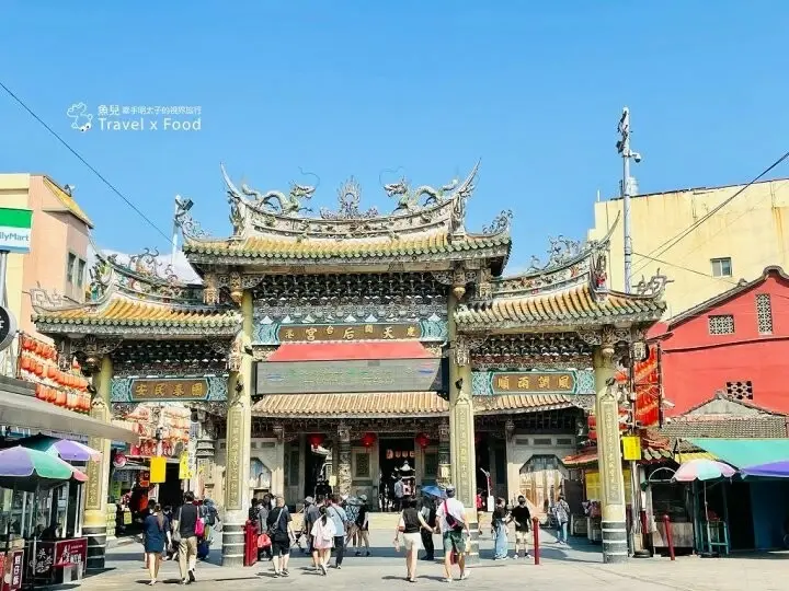 彰化鹿港小鎮之旅，走逛老街巷弄、看古蹟建築，嚐小吃也喝咖啡超滿足。 /  由部落客「魚兒 x 牽手明太子的「視」界旅行」提供