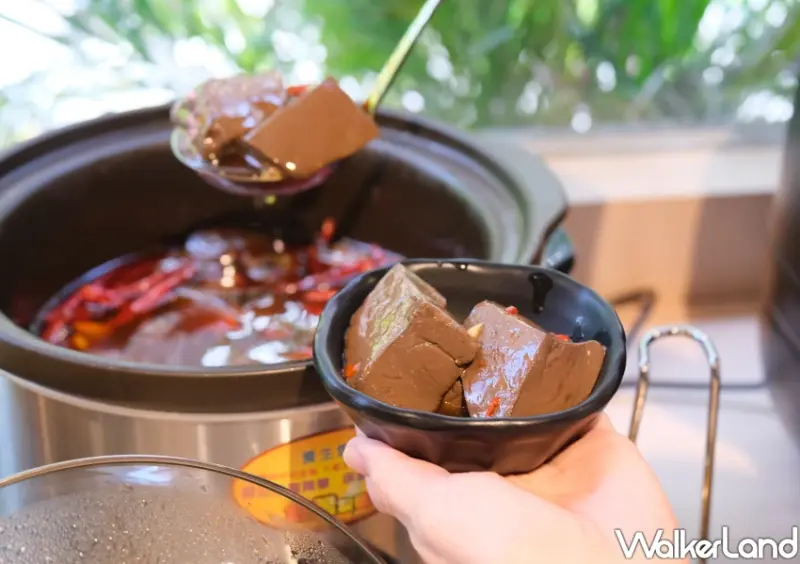 永和火鍋吃到飽339元！鮮牧火鍋永和開到凌晨1點，水豚牛奶鍋必點。