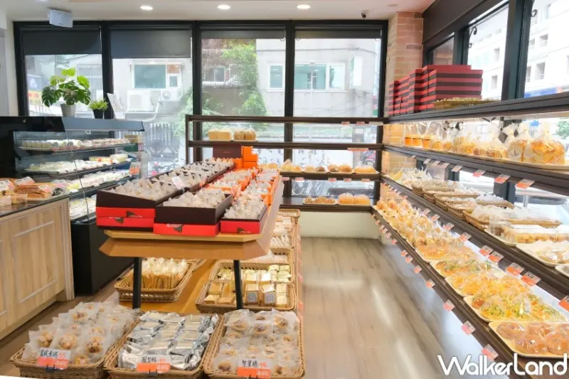 多睡5分鐘！法蘭司「維也納牛奶麵包」退冰免烤直接吃，早餐必吃奶油維也納芋頭維也納。