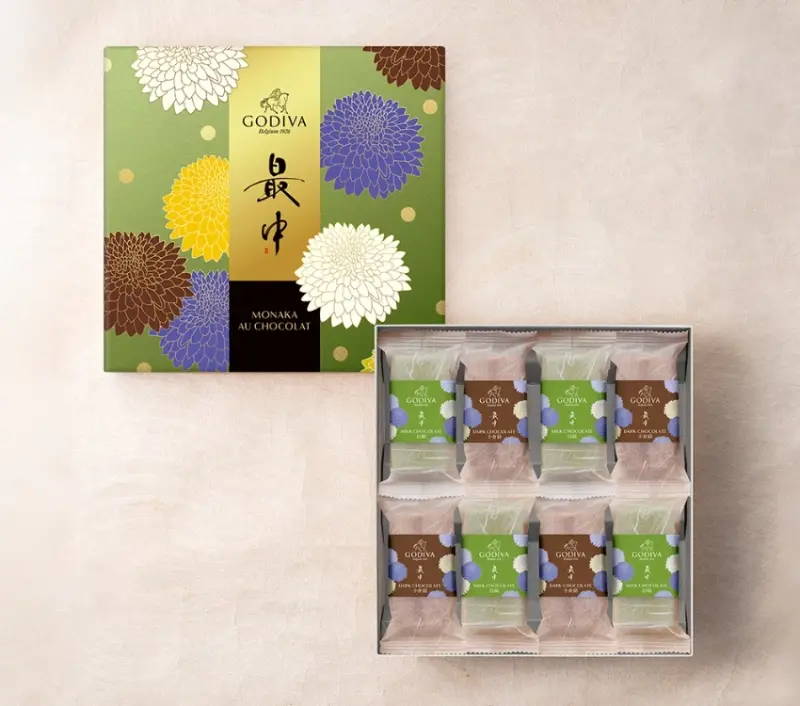 GODIVA推出和菓子最中巧克力，酥脆抹茶和可可香巧克力的和洋融合新滋味。