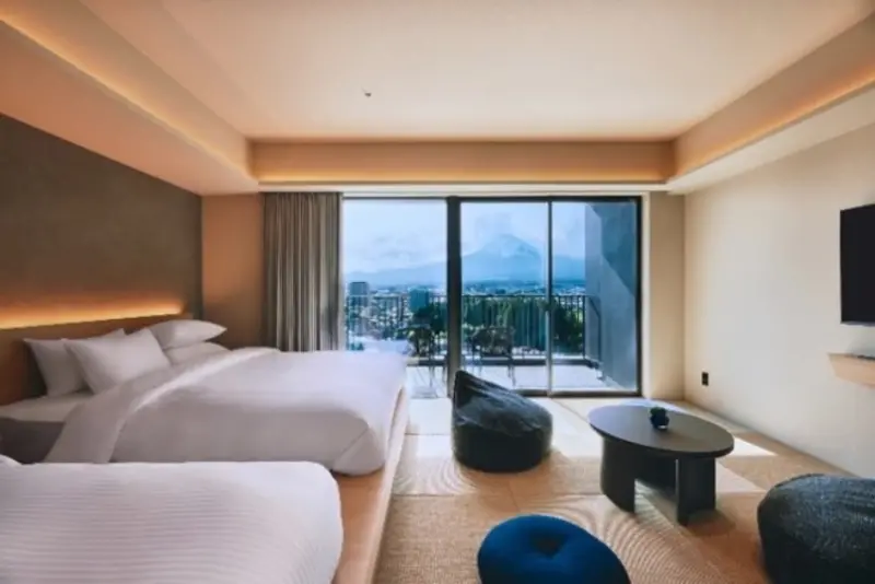 富士山景觀飯店「edit x seven」9月1日開幕，四樓以上保證看得到富士山。