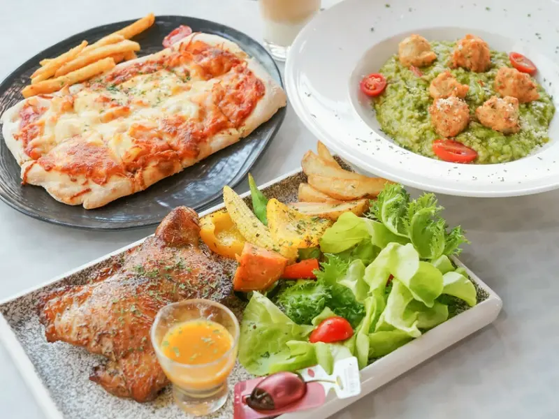 新竹芎林一日遊！飛鳳山步道健行路線，小森之歌夢幻愜意野餐。 / 部落客「​​優尼太太」提供