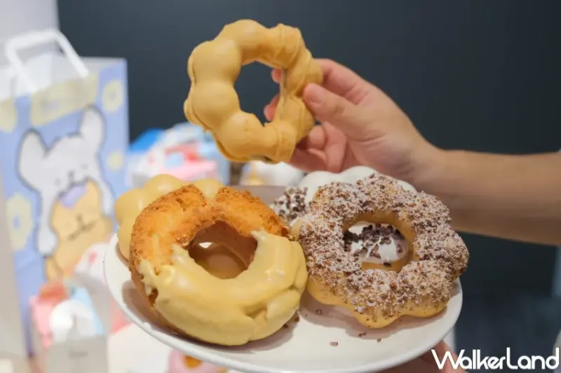 Mister Donut聯名線條小狗！珍奶波堤 小狗甜甜圈開吃，超萌波堤狗狗吊飾搶買。