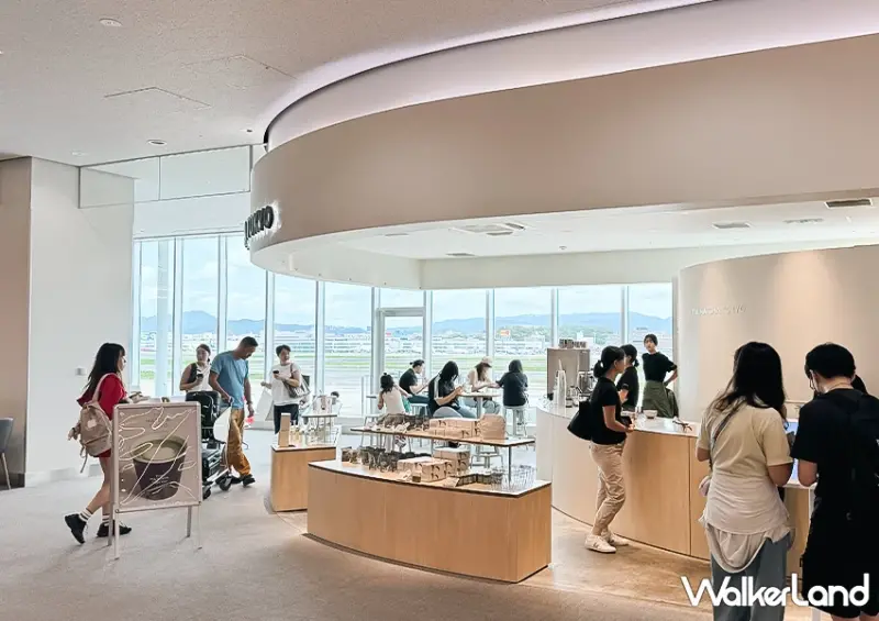 福岡機場美食必買！THE MATCHA TOKYO 抹茶拿鐵Threads爆紅，在登機口來最後一杯。