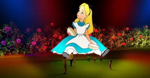 2025嘉義市光織影舞攜手迪士尼「愛麗絲夢遊仙境」！打造9米高巨型愛麗絲 30米沉浸式隧道。