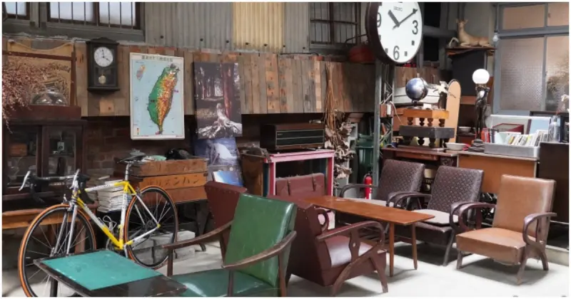 台中咖啡迷私房名單！里厚來坐自家烘焙咖啡店 藏在國美館巷弄的老宅咖啡廳，手沖咖啡配手作甜點。