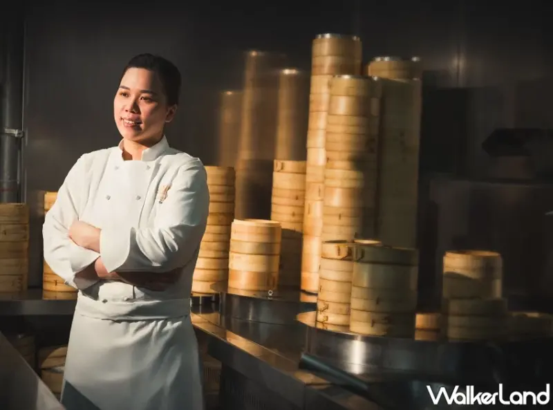 探索米其林一星「雅閣」港式點心新菜單！香港金獎女主廚葉銘惠巧手打造菊花龍蝦春卷、安蝦鹹水角。