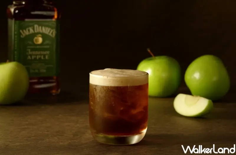 大人才能喝的茶湯會！茶湯會X傑克丹尼「蘋果酒香觀音拿鐵」奶茶控微醺開喝。