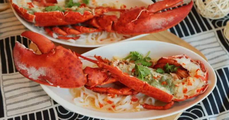 最強台北龍蝦吃到飽回歸！豐FOOD龍蝦之夜3場時間 價錢曝，加碼1人半價。