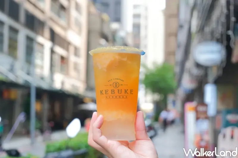 可不可柚子多多！可不可中秋飲料「至少還柚粒」，中秋禮盒可不可寵物紙屋開賣。