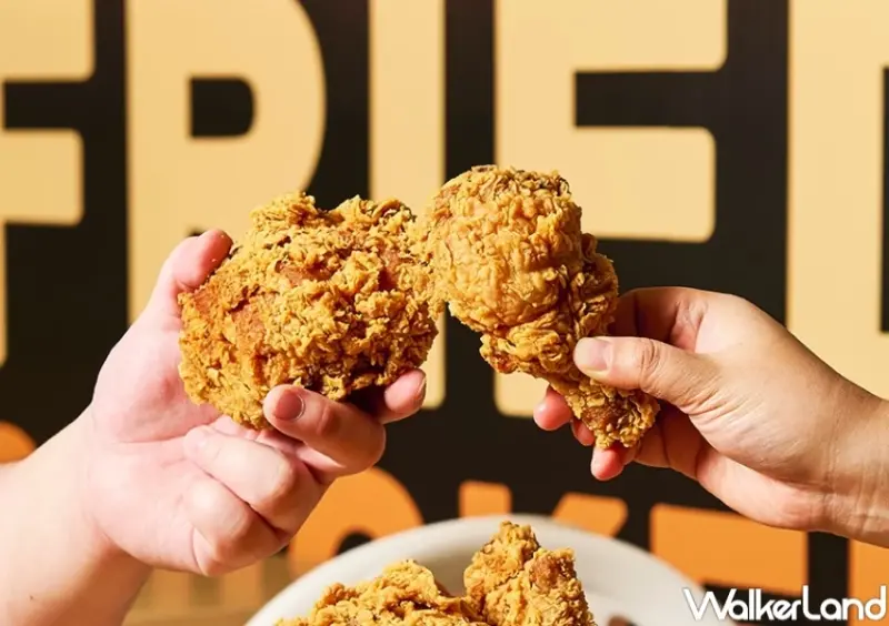 買一桶送一斤！三商炸雞買一送一「買一桶、送一斤」，拿坡里加碼大披薩199元。