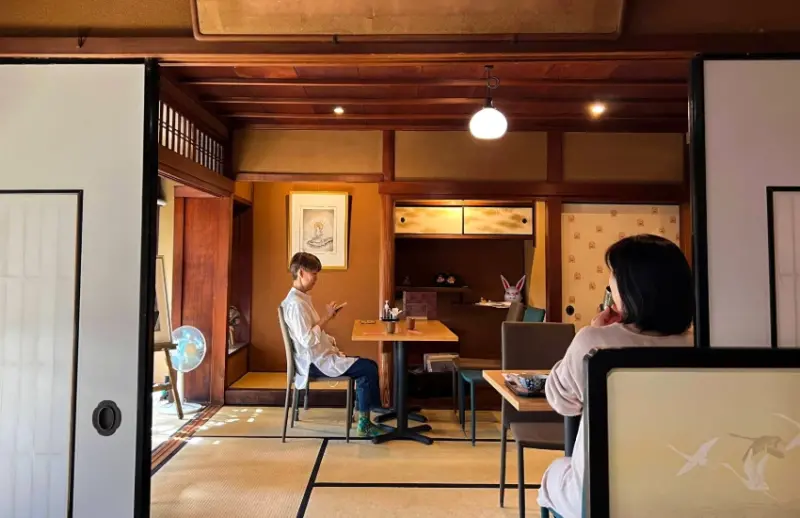 不張揚卻很雋永，走一趟京都左京區的家常料理食堂。