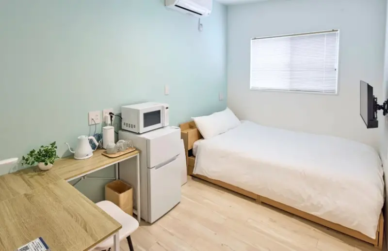 富士山腳下拖車商務旅館Solana Smart INN 富士山中湖CP值爆表，一晚只要7000日圓。