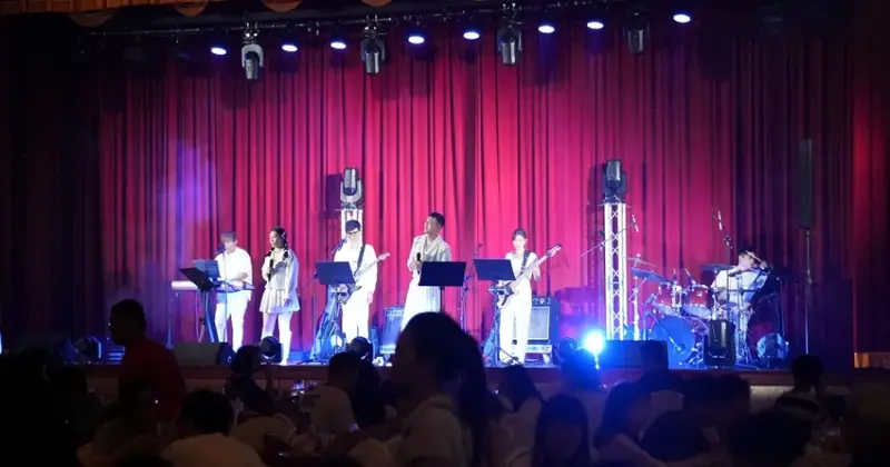 圓山中秋限定星空燒烤！南洋風味燒烤與松葉蟹和牛漢堡，享受Live樂團與啤酒無限暢飲。