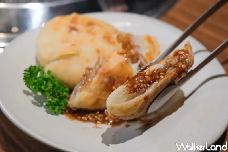 中秋烤肉搶先訂位！信義區姜滿堂烤肉 韓式小菜12款吃到飽，中秋節10元糖餅吃起來。