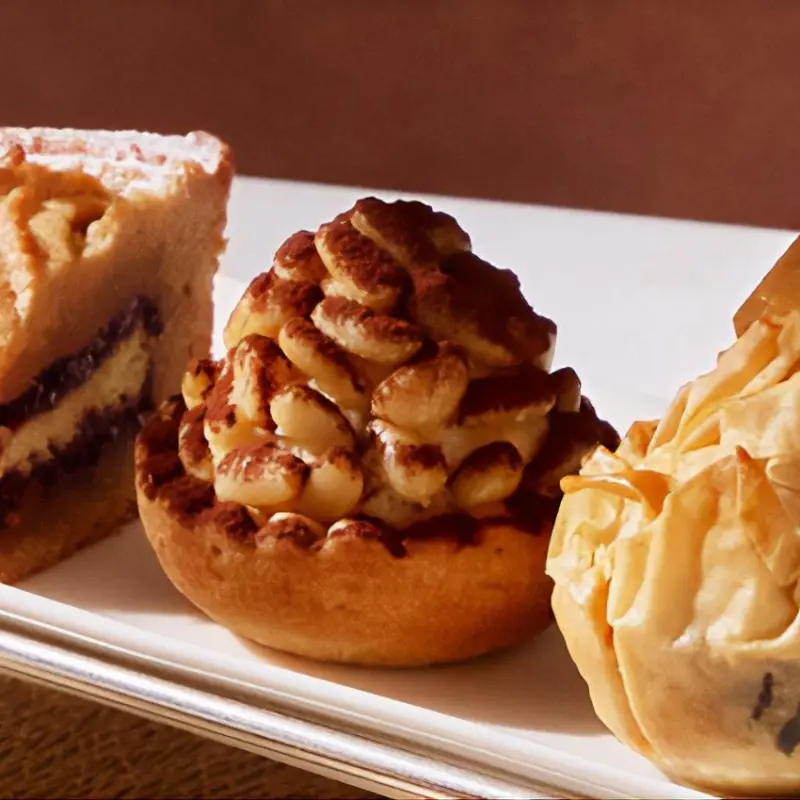 中目黑星巴克臻選® 東京烘焙工坊秋季下午茶登場，蘋果泡芙、松果塔配季節限定精品咖啡，獨家滋味不容錯過。