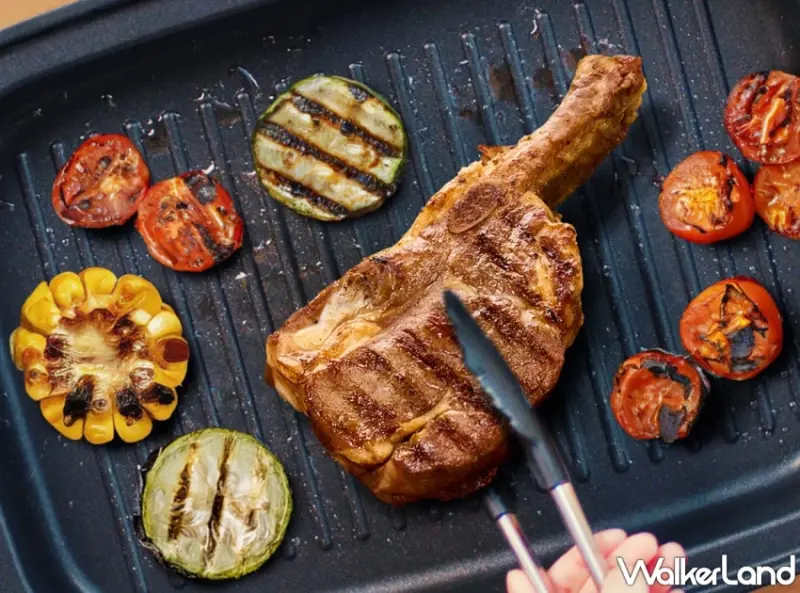 中秋烤肉食材新選擇！KKLife義式莓果醬烤羔羊肩排、紅龍日式蜜汁烤翅小腿，在家輕鬆烤出美味。