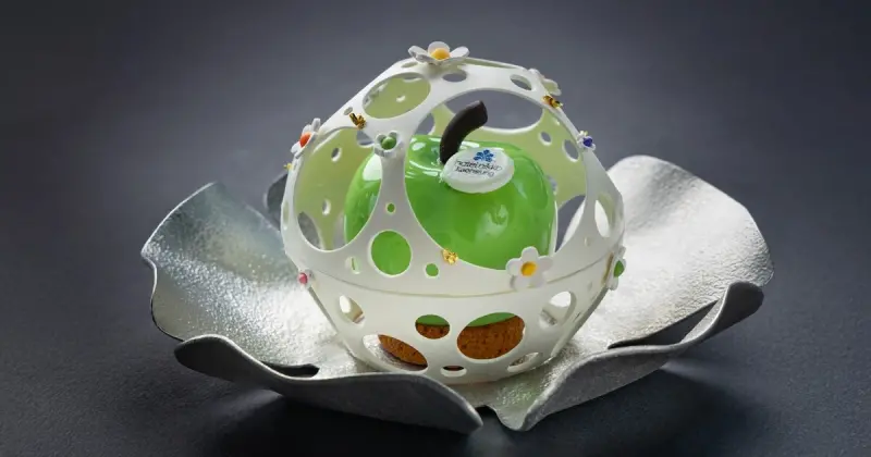 日本飛翔日本料理與能作聯名打造「錫禮饗宴」！不只吃得到頂級黑鮪魚與黑樺和牛，更能體驗國寶級愛努圖紋錫器的餐桌美學。