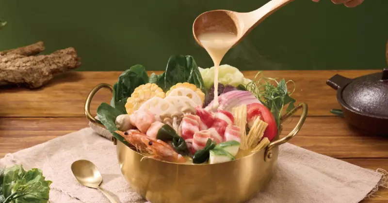 內湖午餐新選擇！賴山嶼麻辣燙買一送一，青花椒雞白湯 秤重計價超推。