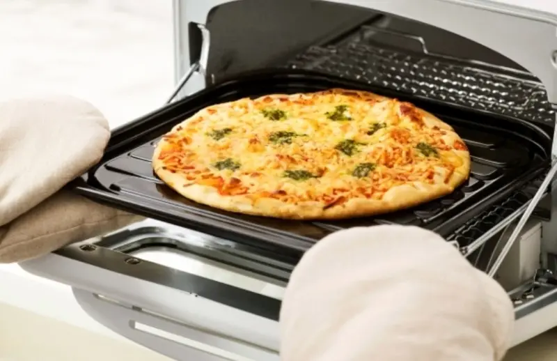 去日本搬家電！象印石窯式烤箱即將開賣，吐司更香脆、在家也能吃窯烤披薩。