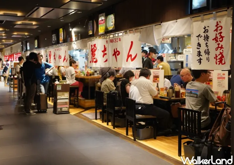 廣島人推薦的廣島燒！麗ちゃん開業近70年，廣島車站排隊美食名店，廣島燒選擇多元。