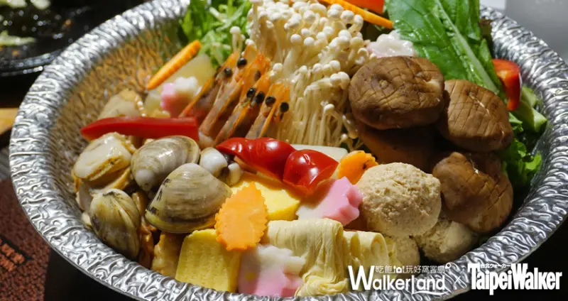 夏季清爽料理！「濱之屋」什錦烏龍麵鍋，山珍海味新鮮入鍋！