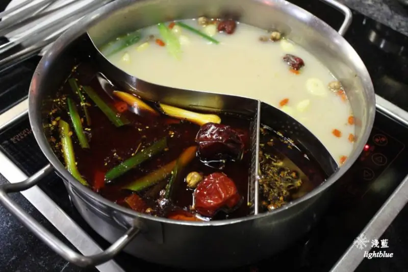 淺藍lightblue 曾在 老四川巴蜀麻辣燙(台北長安東路店)