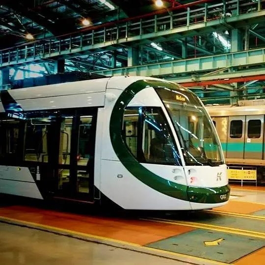 高雄輕軌站名募集開始囉！巷弄美食再發現！你多久沒好好散步了呢？