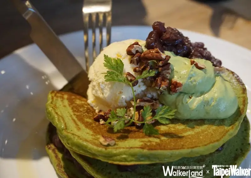 J.S. FOODIES (Cafe') 台灣1號店強勢登場．靜岡抹茶紅豆鬆餅讓人融化！