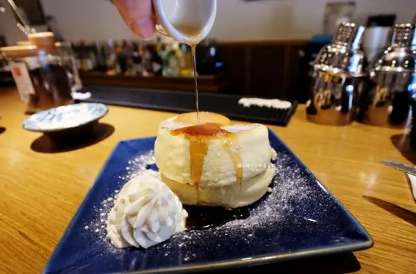 Portside cafe / 美食窩客 藍色起士 提供