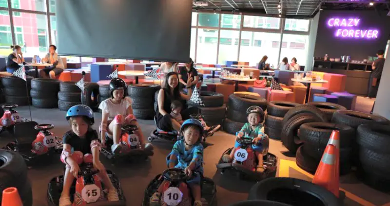 全台第一間卡丁車餐廳！「Crazy Cart Cafe by TDS」7/13正式開幕！