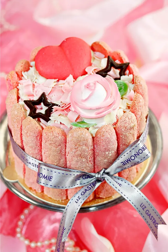 周末情人夜甜蜜送禮新選擇！甜點森林、天使之鈴蛋糕季節限定上市！