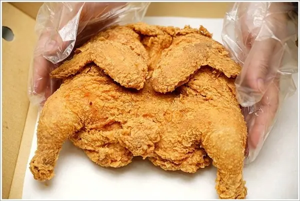 桃城雞排 / 旅遊窩客 大口 提供