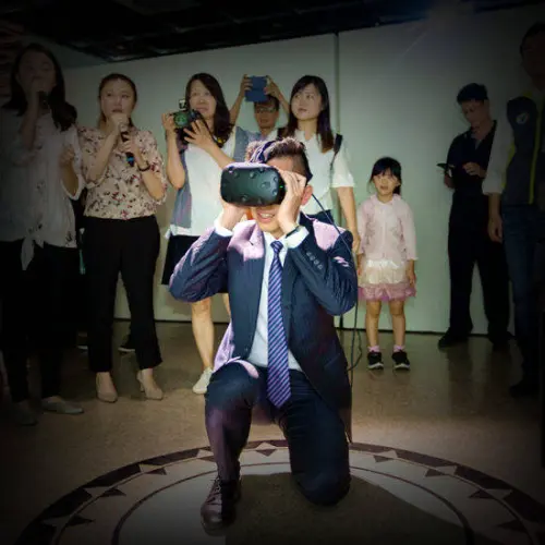 新竹小朋友的秘密基地原來是這裡！241藝術空間推出數位童樂會特展，讓大小朋友一起感受虛擬實境的數位藝術新體驗。