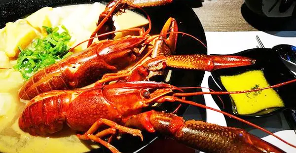 『桃園中壢韓式料理餐廳』釜山拉麵人氣店(中壢店)★每日限量超人氣龍蝦拉麵霸氣登場/肋排拉麵烤雞拉麵部隊鍋起司年糕鍋霸氣出擊