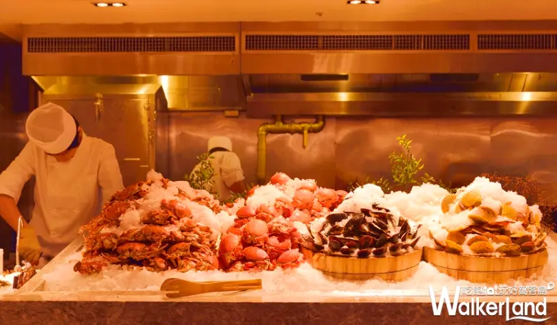 只有這三天有打折！堪稱全台最大吃到飽餐廳品花苑，限期推出四人同行一人免費。